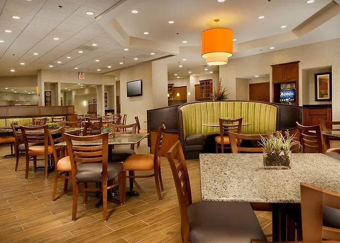 Hotel Drury Plaza Mt Vernon 4*